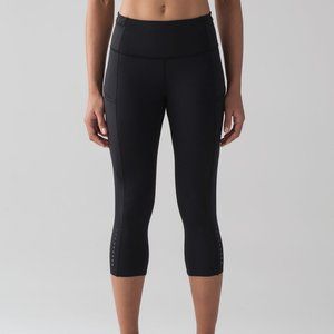 Lululemon Black Fast & Free Crop Leggings (19")